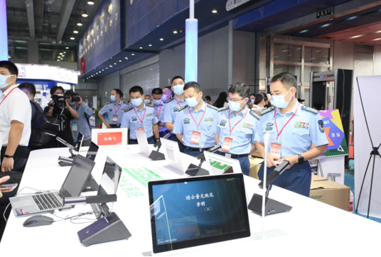 促进了部队与企业之间的了解！第四届广州两用技术装备成果交易会