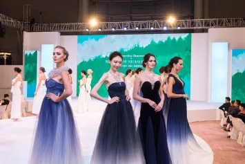 全球最大型珠宝展:JGW 2023香港珠宝展将于9月重返香港,全球3000+知名展商齐聚!门票通道已开启