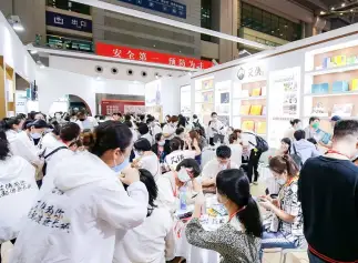 深圳美博会、深圳美容展将于2022年11月03-05日于宝安新馆举办，展出面积超过6万平米，展位如何申请？门票怎么定？