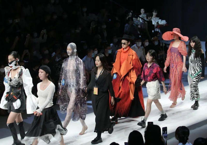 十周年！2023中国国际大学生时装周将于5月盛大启动，打造设计才华的舞台！门票申请