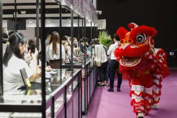 倒计时9天!JGA 2023香港珠宝展将于6月22日启幕,1500家参展企业!门票通道已开启