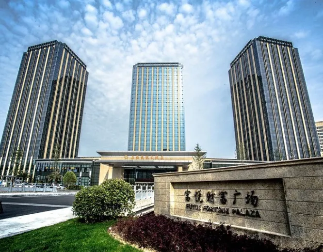 上海富悦大酒店图片1