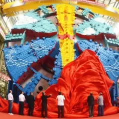 “金箍定海”，铁建重工超大直径盾构机“津城1号”下线