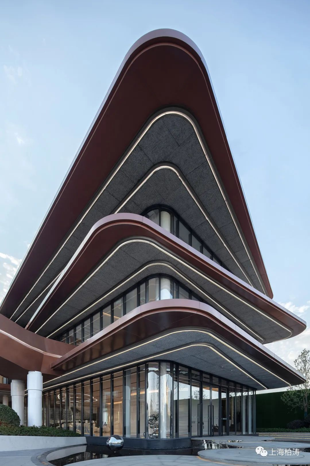 住宅立面:设计手法——飘板(悬挑板)的效果-聚展