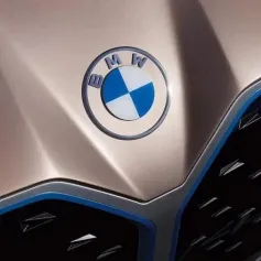 宝马正式停产内燃机