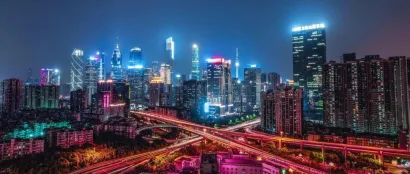 两会落幕！“敲黑板”！这些话题与LED显示屏行业息息相关