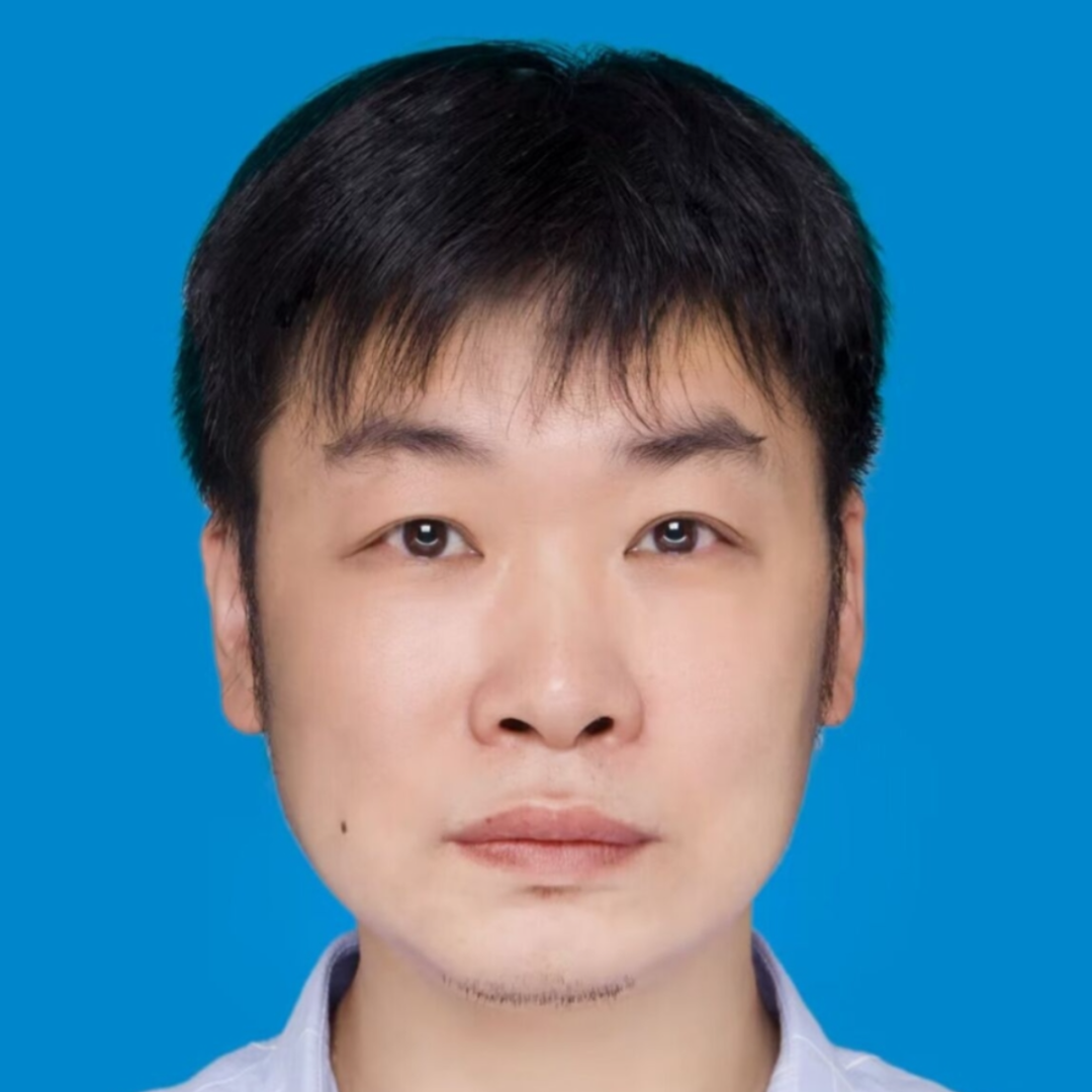 罗登峰.jpg