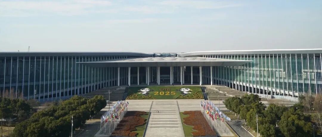 第八届进博会汽车展区、服贸展区、孵化专区展位图公布