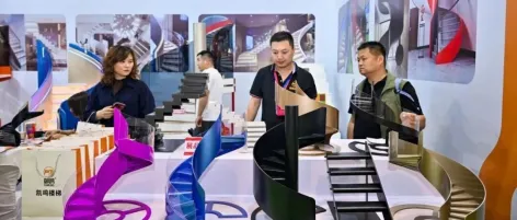 “品”展商新势力 | 凯鸣楼梯：铸就空间艺术，定义钢梯风尚！
